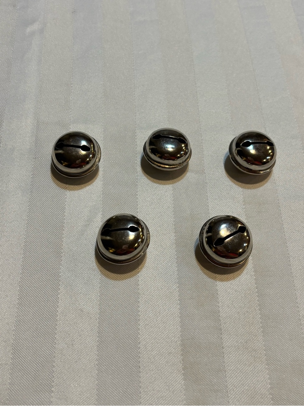 Silver 1-in. Jingle Bells [Pack of 5] (Good Condition)